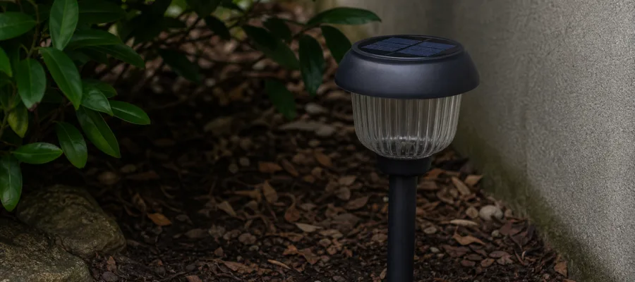 Solarlampen im Schattenbetrieb verwenden: Was wirklich moeglich ist